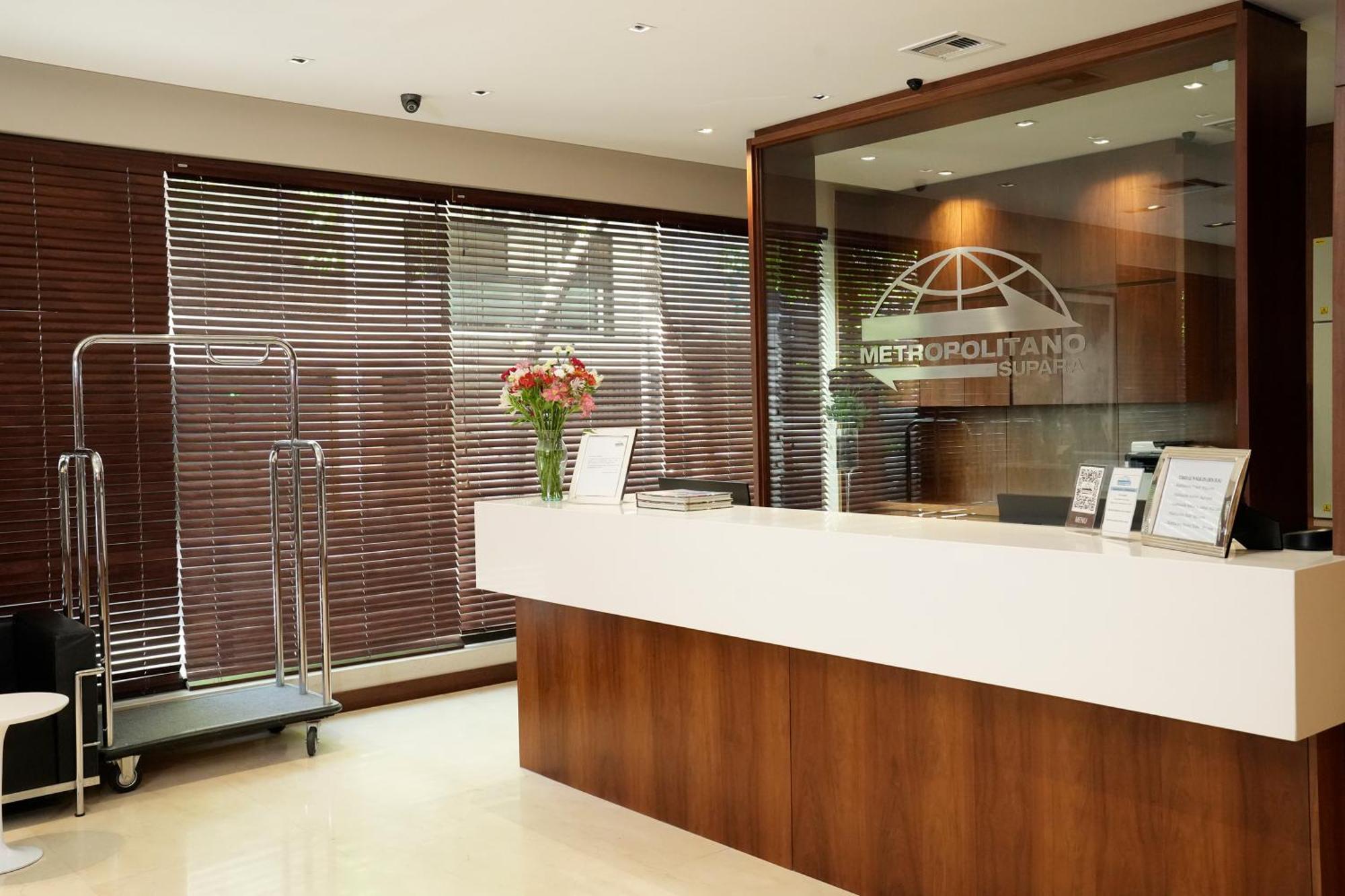 Hotel Metropolitano Supara ブエノスアイレス エクステリア 写真