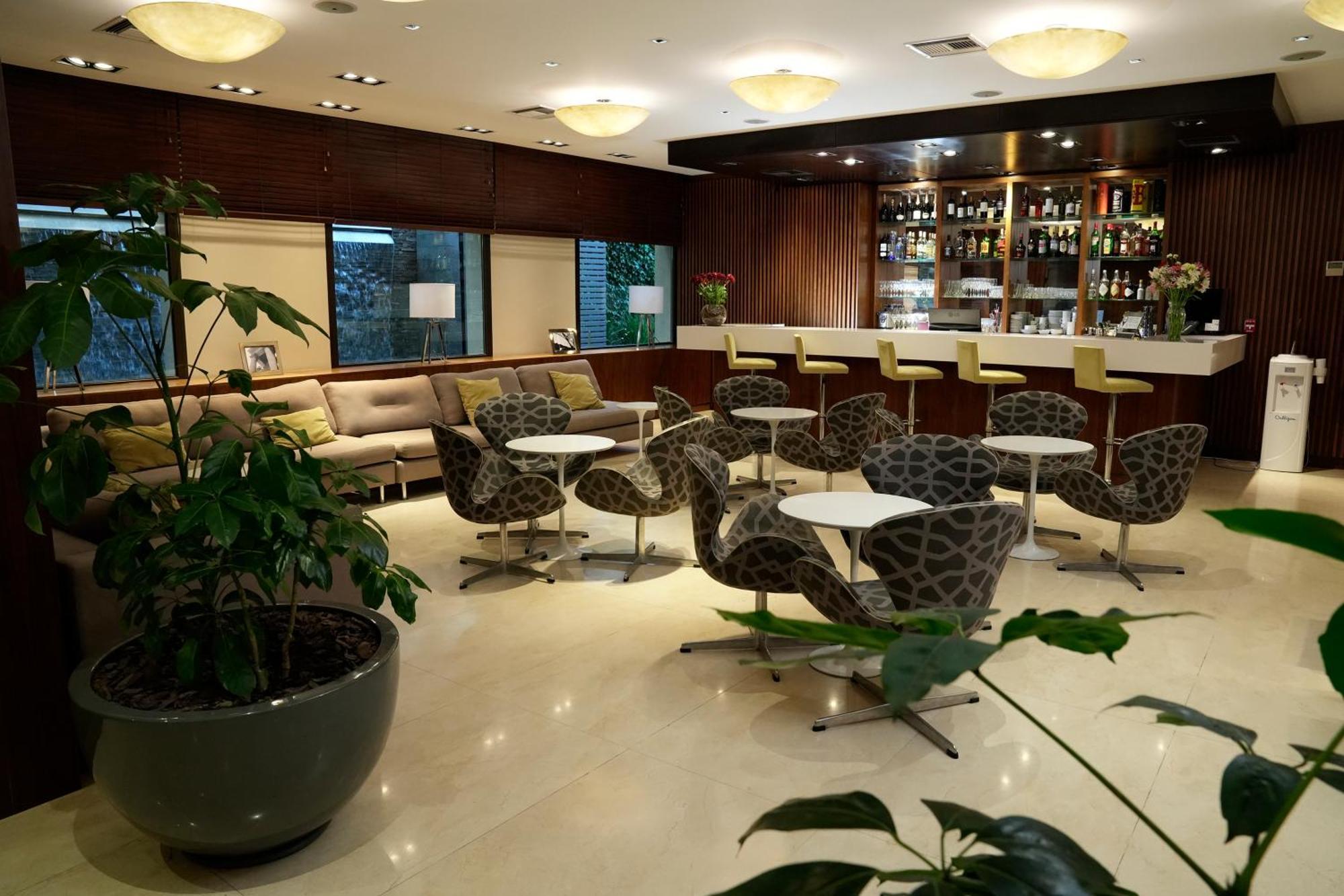 Hotel Metropolitano Supara ブエノスアイレス エクステリア 写真